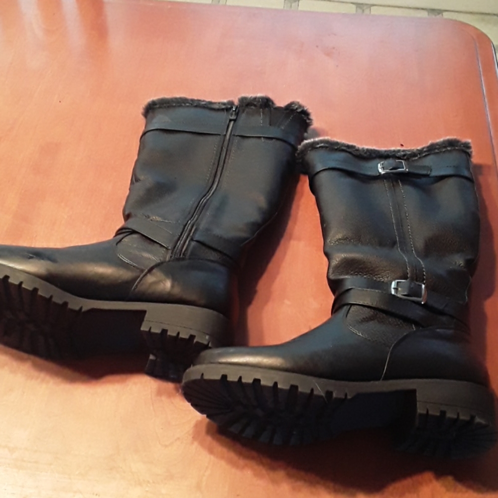 Women's boots